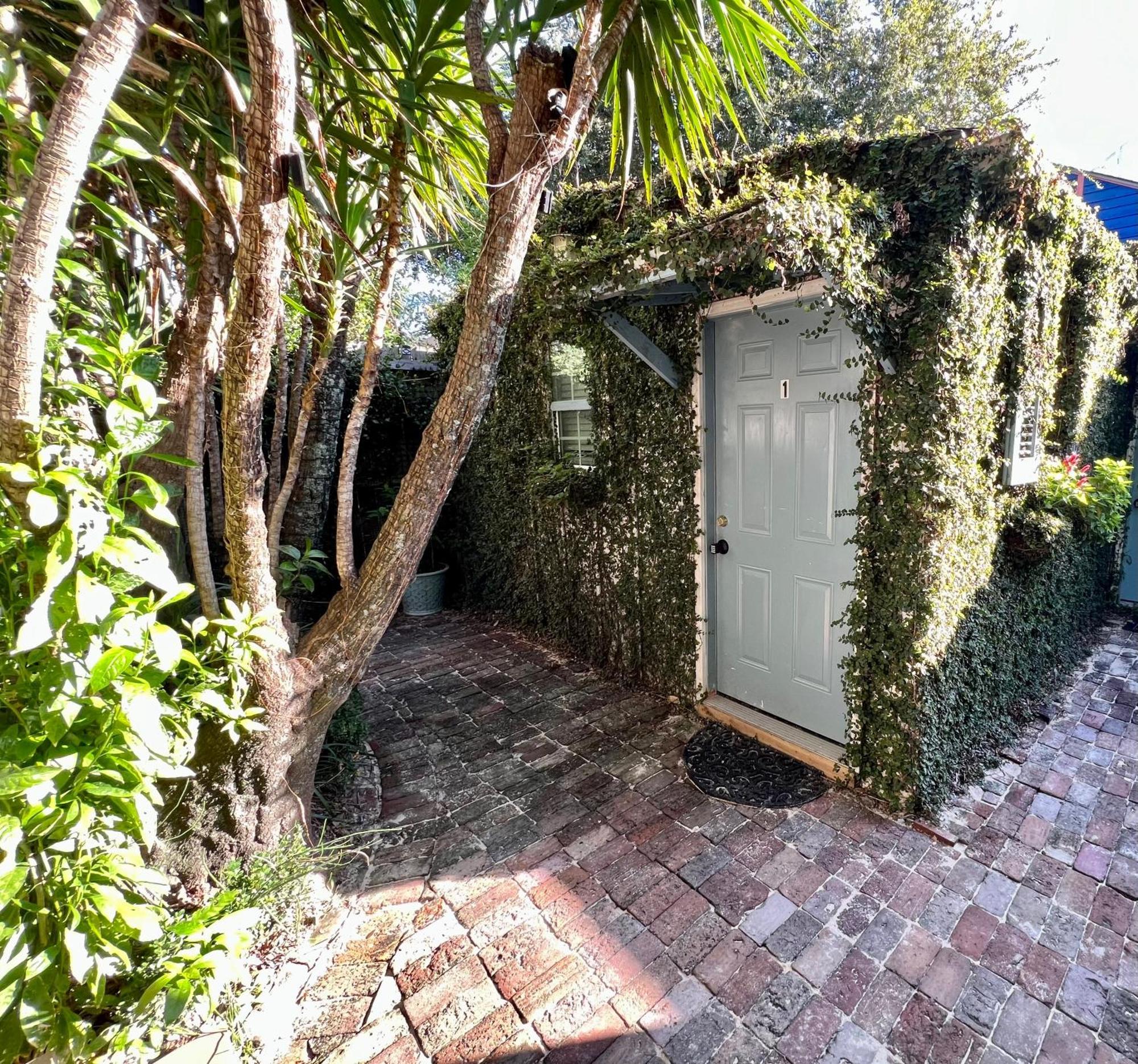 Studio Apartment Antonine นิวออร์ลีนส์ ภายนอก รูปภาพ